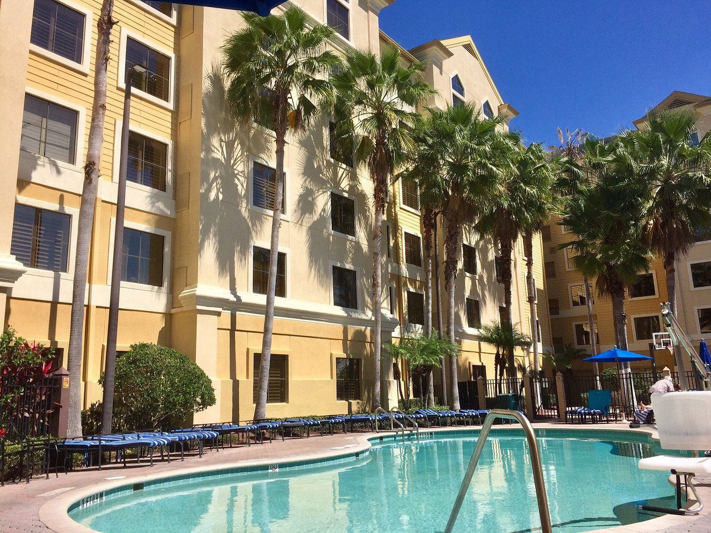 resort-images